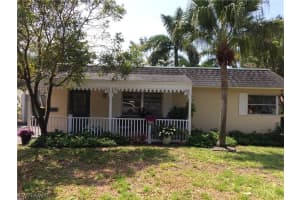20 Kings Rd, Naples, FL 34102, Sold 08/15/16