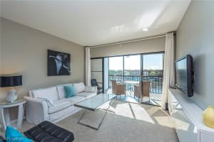 801 River Point Dr, Naples, FL 34102, Sold 04/29/16