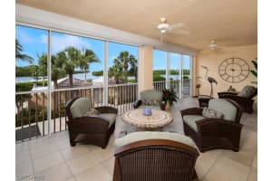425 Dockside Dr, Naples, FL 34110, Sold 04/19/18