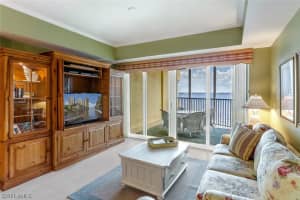 2797 First St, Fort Myers, FL 33916, Sold 11/09/16