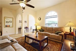 182 14th St S, Naples, FL 34102, Sold 08/31/16
