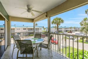 827 E Gulf Dr UNIT B8, Sanibel, FL 33957, Sold 11/29/16