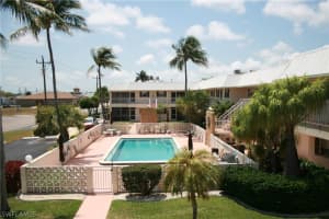 909 SE 46th Ln APT 109, Cape Coral, FL 33904, Sold 05/31/16