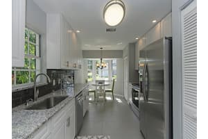 3205 Carriage Cir, Naples, FL 34105, Sold 08/29/16