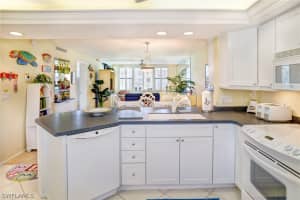 979 E Gulf Dr E592, Sanibel, FL 33957, Sold 07/07/17