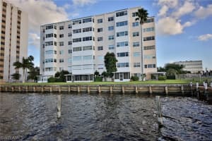 1900 Clifford St APT 503, Fort Myers, FL 33901, Sold 10/12/16