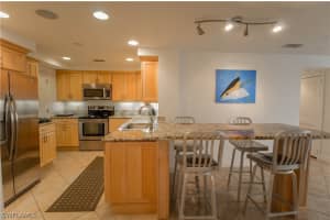 1900 Clifford St APT 604, Fort Myers, FL 33901, Sold 11/04/16