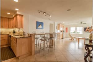 1900 Clifford St APT 604, Fort Myers, FL 33901, Sold 11/04/16