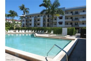 803 River Point Dr, Naples, FL 34102, Sold 10/06/16