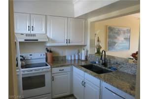 803 River Point Dr, Naples, FL 34102, Sold 10/06/16
