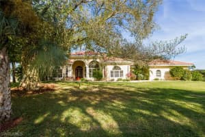 20685 Casaly Dr, Alva, FL 33920, Sold 09/27/16