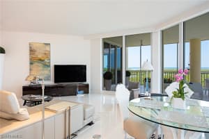 13675 Vanderbilt Dr, Naples, FL 34110, Sold 09/18/17