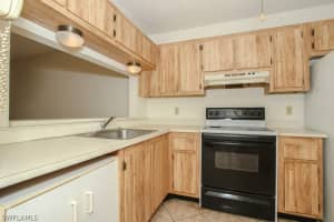 9271 Central Park Dr APT 101, Fort Myers, FL 33919, Sold 08/26/16