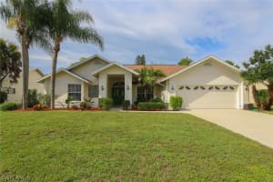8957 Banyan Cove Cir, Fort Myers, FL 33919, Sold 07/18/16