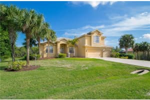 8520 Belle Meade Dr, Fort Myers, FL 33908, Sold 02/17/17
