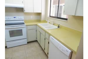 2121 Collier Ave APT 119, Fort Myers, FL 33901, Sold 08/31/16