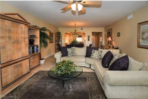7461 Bella Lago Dr UNIT 243, Fort Myers Beach, FL 33931, Sold 12/21/16