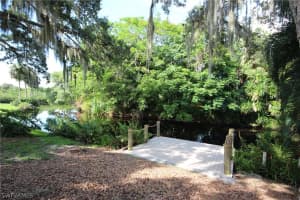 2466 N Westwood Dr, North Fort Myers, FL 33917, Sold 12/16/16