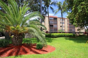 2121 Collier Ave APT 310, Fort Myers, FL 33901, Sold 11/04/16
