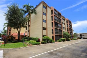 2121 Collier Ave APT 310, Fort Myers, FL 33901, Sold 11/04/16