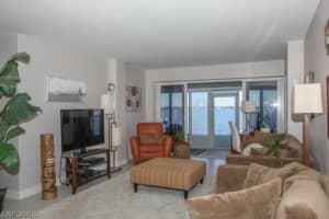 1900 Clifford St APT 101, Fort Myers, FL 33901, Sold 08/25/16