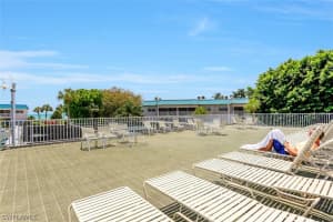 827 E Gulf Dr UNIT J6, Sanibel, FL 33957, Sold 01/25/17