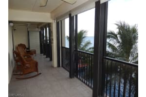 1900 Virginia Ave APT 401, Fort Myers, FL 33901, Sold 04/26/17