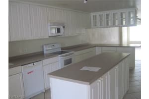 2264 Winkler Ave #203, Fort Myers, FL 33901, Sold 09/09/16