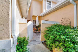 346 Emerald Bay Cir, Naples, FL 34110, Sold 10/31/16