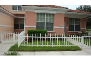 3833 Schoolhouse Rd E APT 2, Fort Myers, FL 33916, Sold 10/26/16