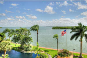 4263 Bay Beach Ln APT 313, Fort Myers Beach, FL 33931, Sold 01/13/17