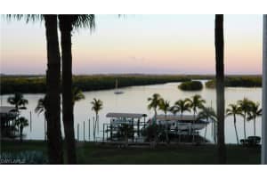 4745 Estero Blvd APT 402, Fort Myers Beach, FL 33931, Sold 02/15/17