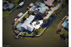 10 Glenview Manor Dr, Fort Myers Beach, FL 33931, Sold 08/10/17