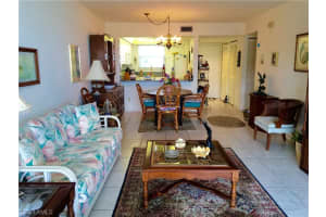 901 Collier Ct, Marco Island, FL 34145, Sold 01/05/17