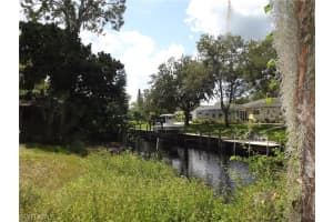 2170 Gardner Rd, Alva, FL 33920, Sold 10/19/16