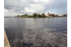 1926 SE 43rd St APT 223, Cape Coral, FL 33904, Sold 02/27/17