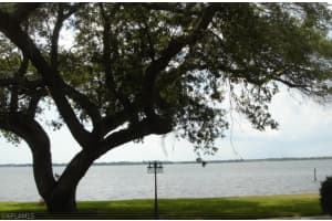 3225 E Riverside Dr APT 64F, Fort Myers, FL 33916, Sold 04/14/17