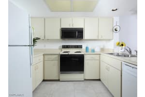 897 Collier Ct, Marco Island, FL 34145, Sold 05/01/17