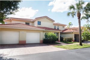 600 Diamond Cir, Naples, FL 34110, Sold 12/22/16