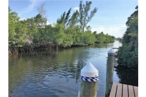 6109 Waterway Bay Dr, Fort Myers, FL 33908, Sold 03/22/17