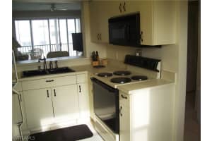 4431 Bay Beach Ln APT 563, Fort Myers Beach, FL 33931, Sold 03/27/17