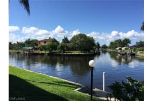Windsor Manor Condominiums, 828 Victoria Dr APT B9, Cape Coral, FL 33904, Sold 12/20/16