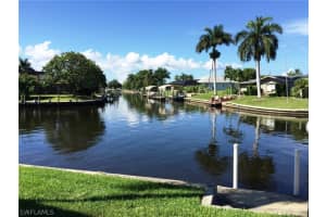 Windsor Manor Condominiums, 828 Victoria Dr APT B9, Cape Coral, FL 33904, Sold 12/20/16