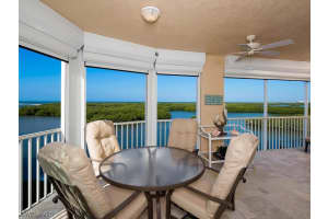 445 Dockside Dr, Naples, FL 34110, Sold 03/31/17