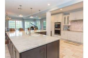 615 Lighthouse Way, Sanibel, FL 33957, Sold 06/09/17