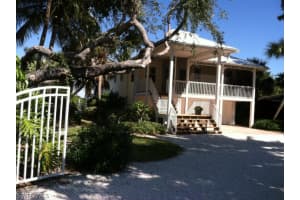 5600 Williams Dr, Fort Myers Beach, FL 33931, Sold 01/27/17