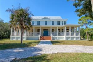 7252 Lake Dr, Fort Myers, FL 33908, Sold 03/02/17