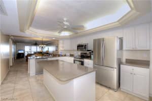 2445 W Gulf Dr UNIT E37, Sanibel, FL 33957, Sold 01/20/17