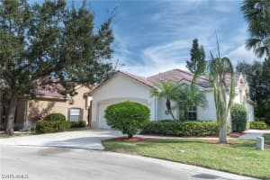 392 Pindo Palm Dr, Naples, FL 34104, Sold 05/24/17