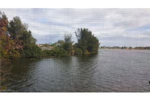 621 SW 3rd Ct APT 101, Cape Coral, FL 33991, Sold 02/14/17